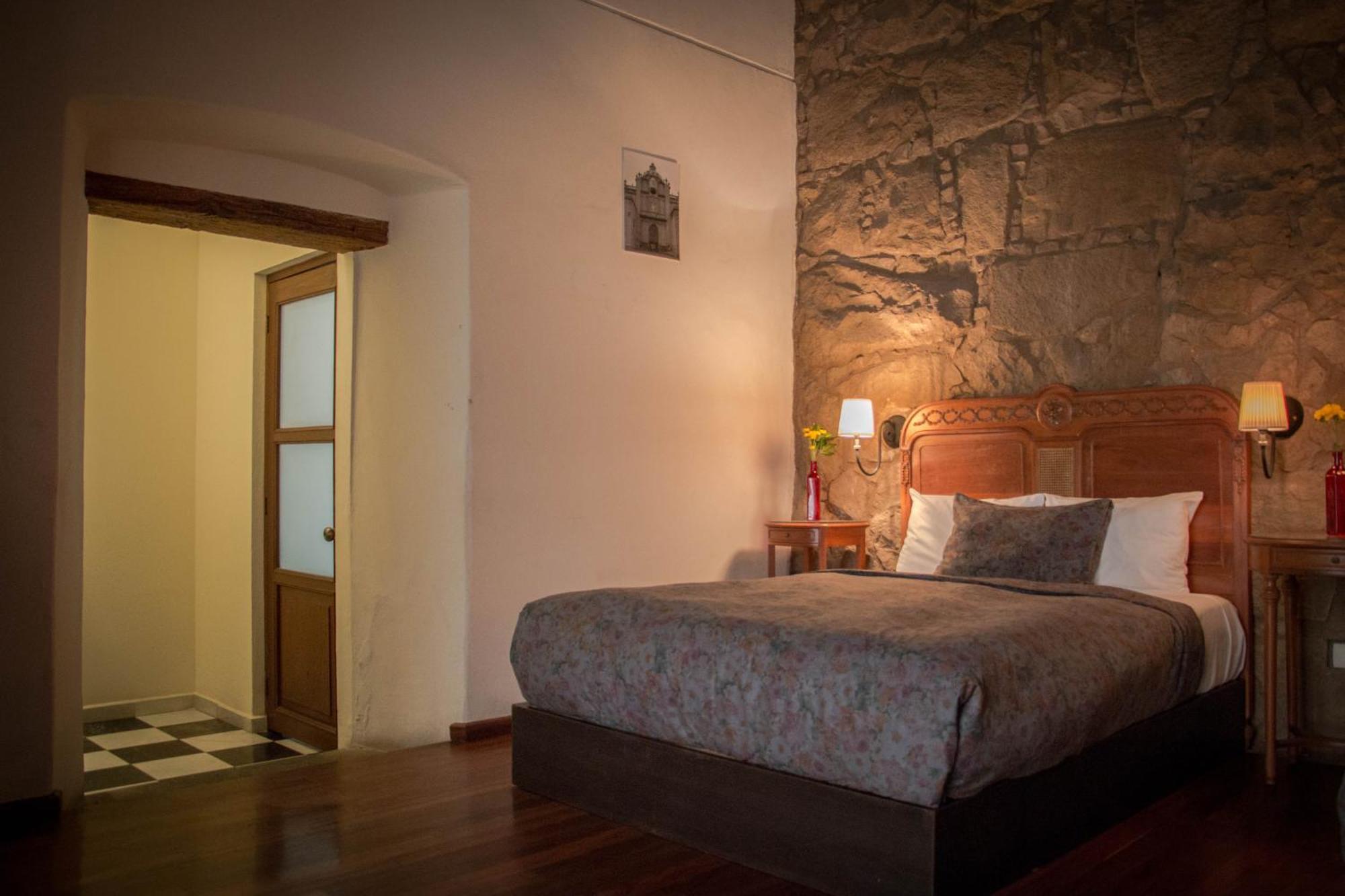 Gertrudis Hotel มอเรเลีย ภายนอก รูปภาพ