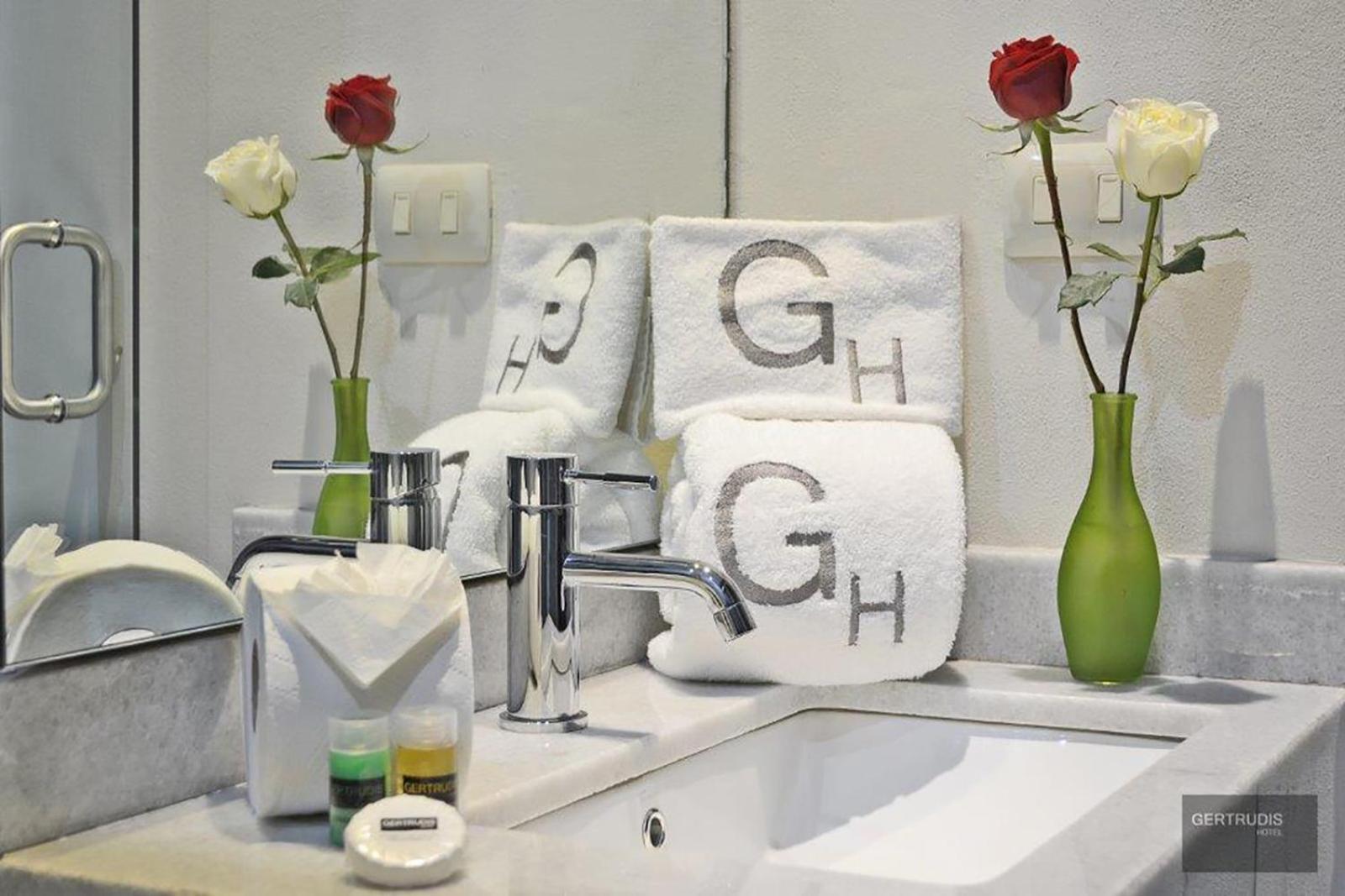 Gertrudis Hotel มอเรเลีย ภายนอก รูปภาพ